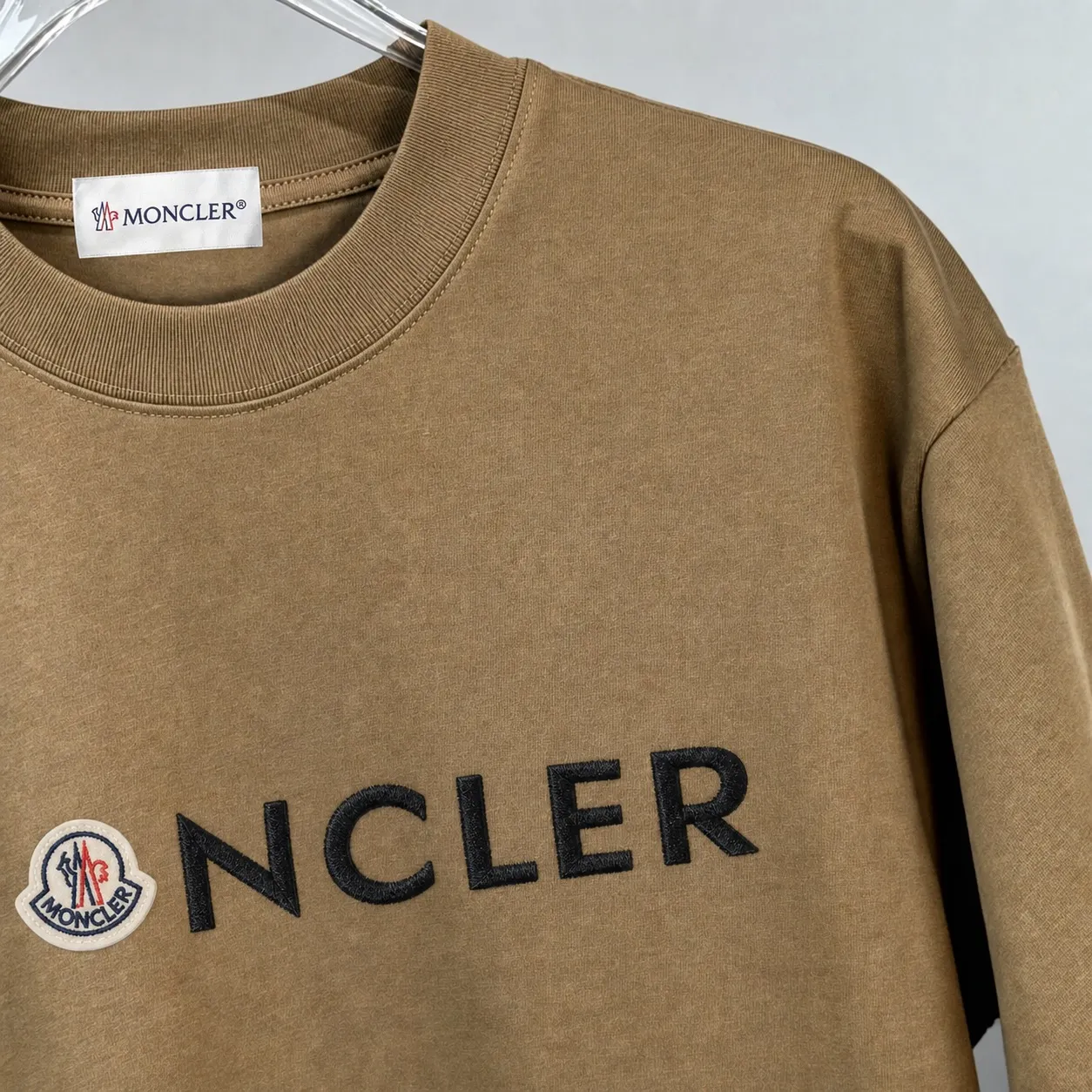moncle～ logo 《 》7a tee ， Same Style ， : Black White Coffee Brown Size：S（90-130 ） M（125-150 ） L（135-165 ） XL（160-190 ） XXL（185-220 ）